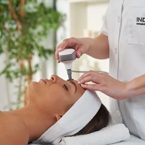 limpieza con indiva lua dermoestetica